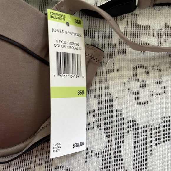 Jones New York convertible bra (sz 36b) - Picture 3 of 9